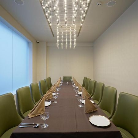 The Galleria Hotel Райкот Екстериор снимка